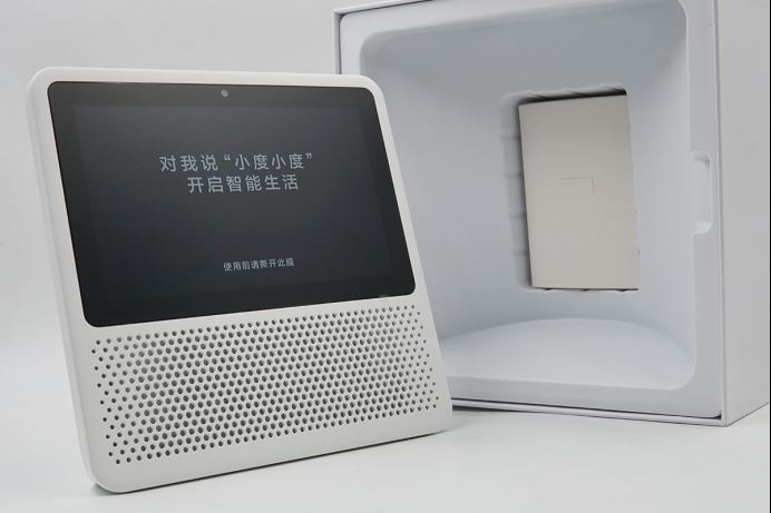 小度在家1S智能音箱值得买吗 小度在家1S智能音箱拆解+评测