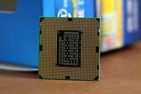 CPU主頻和核數(shù)哪個重要？買CPU是選多核還是高主頻？